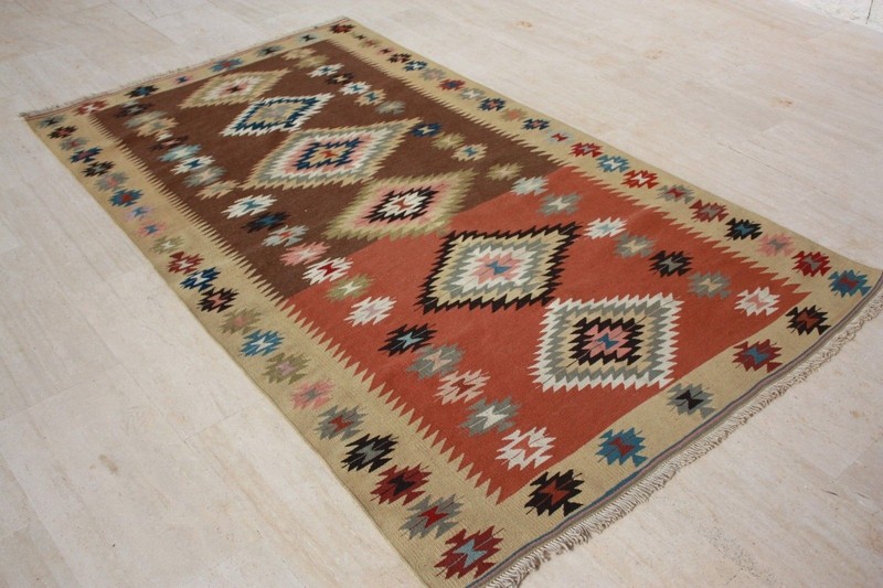 TURKISH KILIM AREA RUG HAND WOVEN WOOL 59" x 82", 151cm x 210cm gallery