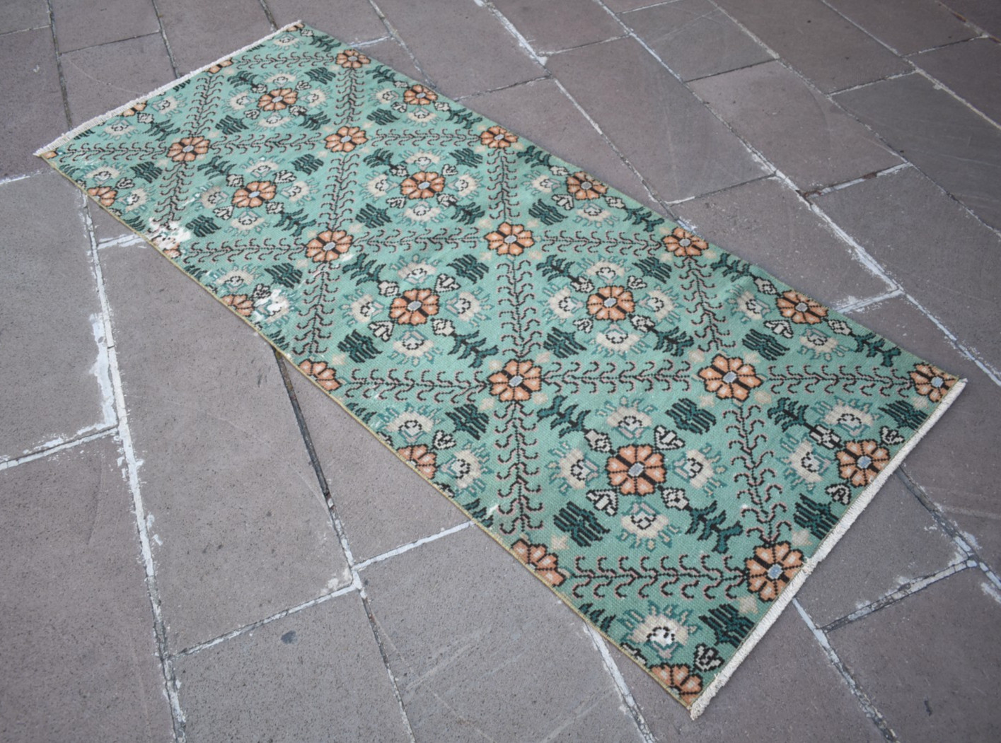 Turkish Rug 33'' x 80'' Vintage Hand-knotted Oushak Rug Low Pile Runner Wool Rug gallery