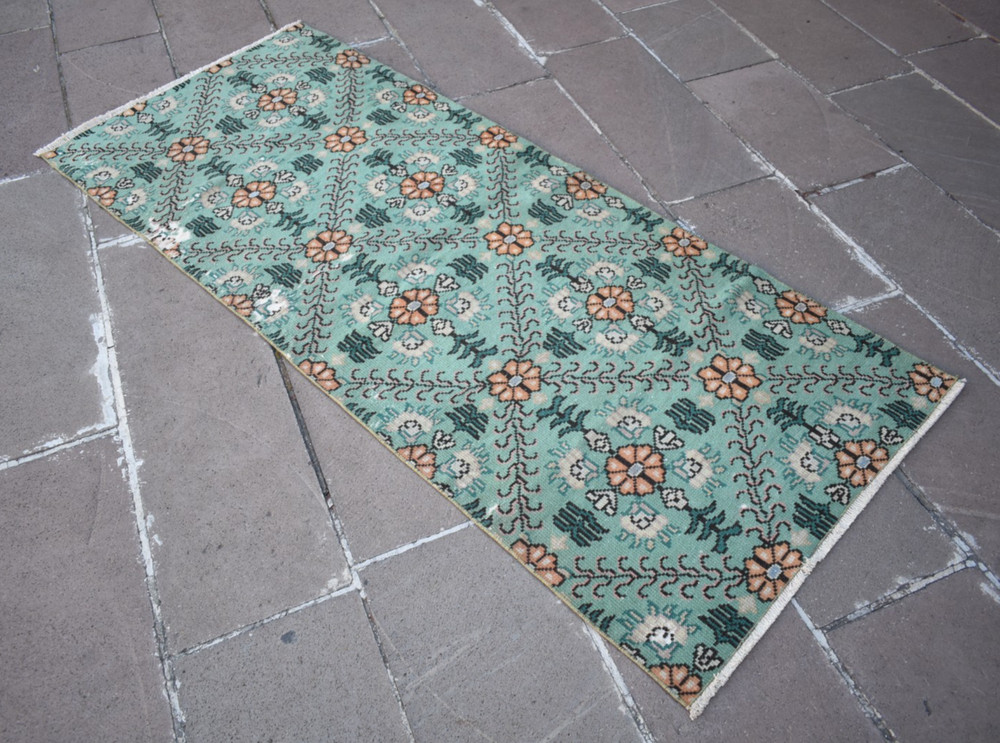 Turkish Rug 33'' x 80'' Vintage Hand-knotted Oushak Rug Low Pile Runner Wool Rug