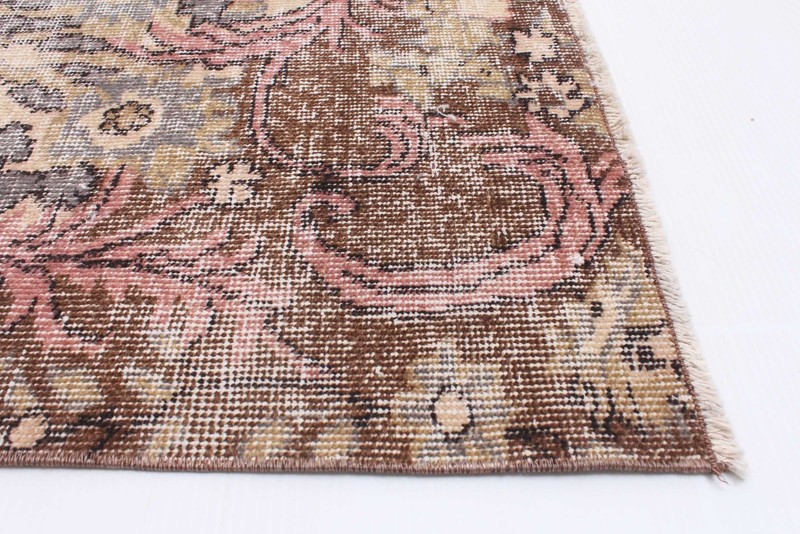 Vintage 6'7" x 10'4" Traditional Hand Knotted Vegetable Dye Wool Area Rug gallery