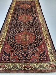 Antique Oriental Hand-Knotted Wool Runner Navy Blue/Red/Ivory/Green 5′ x 11’3″