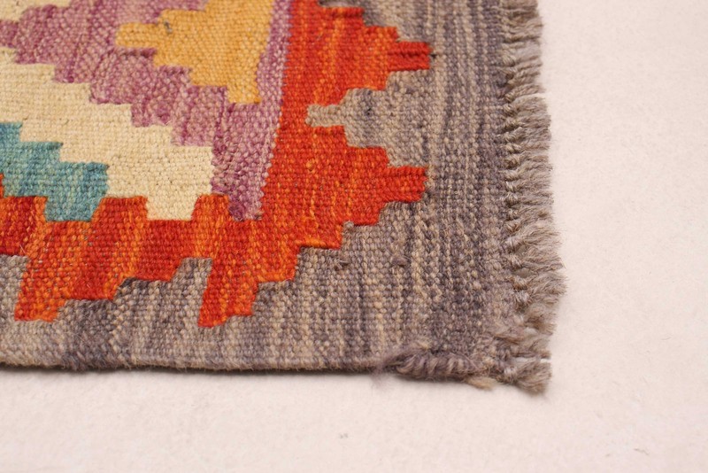 Vintage Hand Woven Area Rug 4'2" x 5'8" Traditional Wool Oriental Carpet gallery