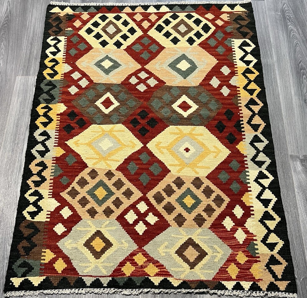 Vintage Kilim Traditional Hand Made Oriental Wool Kilim 5ftx3.2ft 143cmx102cm
