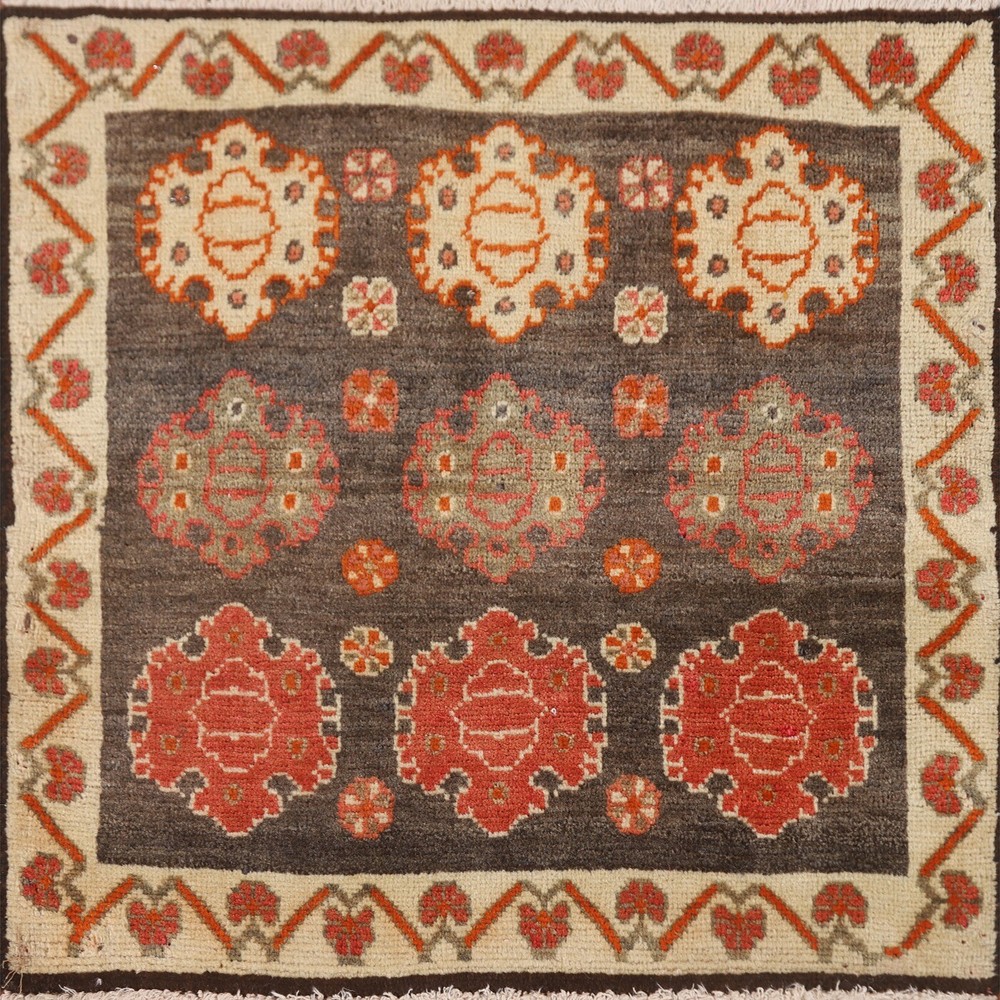 Vintage Dark Brown/ Ivory Abadeh Accent Rug 2'x2' Square Handmade Foyer Carpet
