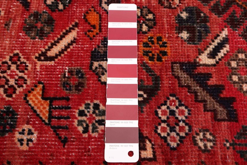 Vintage 4'10" x 9'5" Traditional Hand Knotted Vegetable Dye Wool Area Rug gallery