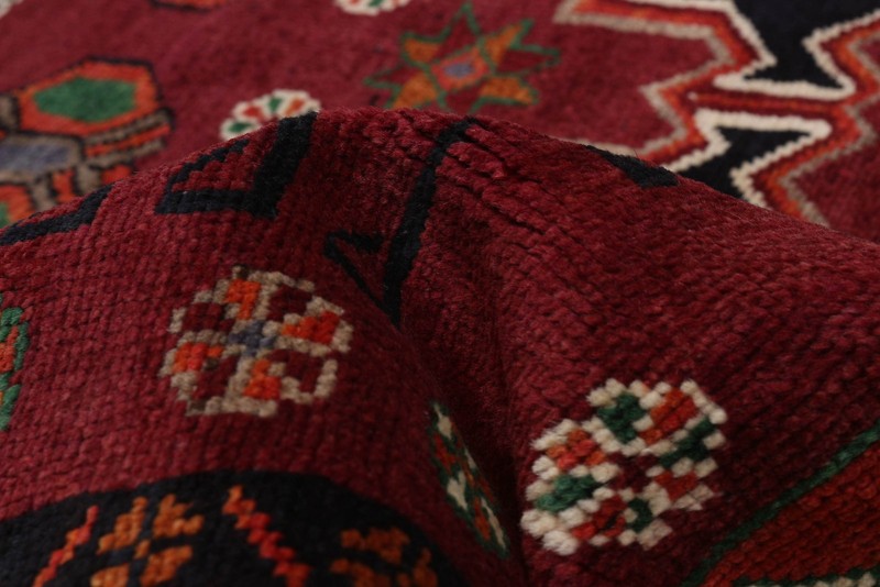 Vintage 4'10" x 7'6" Traditional Hand Knotted Vegetable Dye Wool Area Rug gallery