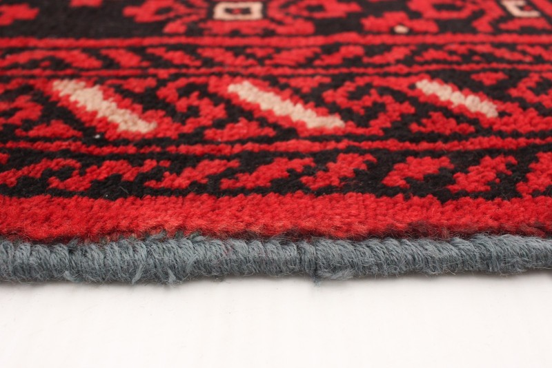 Vintage 4'11" x 8'10" Traditional Hand Knotted Vegetable Dye Wool Area Rug gallery