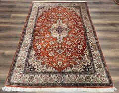 Authentic Silk on Silk Oriental Rug Floral Medallion Semi Antique High KPSI Wow