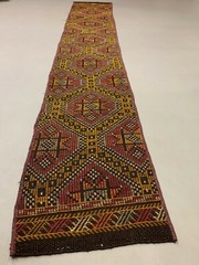 Old Turkish narrow Kilim Runner 315×51 cm, shabby chic, vintage kelim Red Black