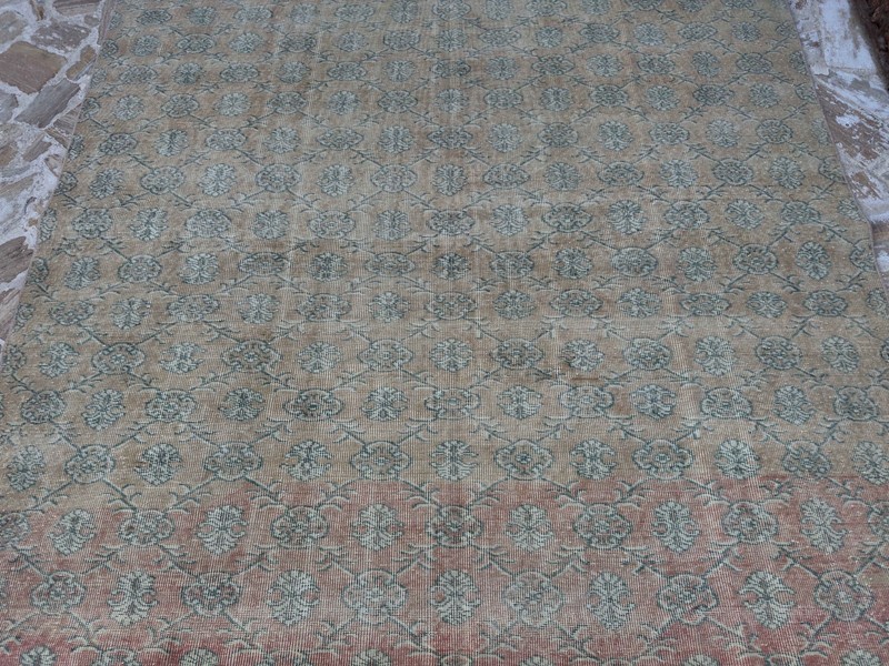 7x11 Pink Vintage Rug – Large Handwoven Turkish Carpet – Faded Floral Pattern gallery