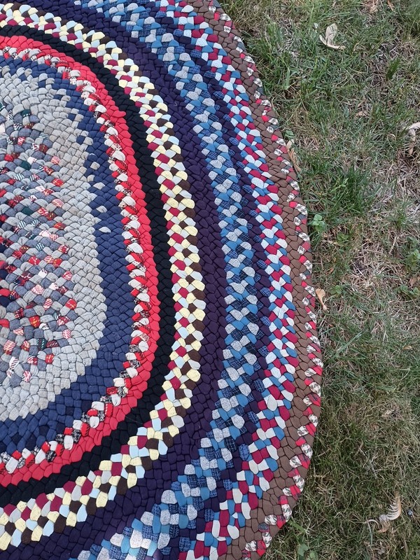 Vtg American Handmade Folk Art Oval Braided Area Rug 38x48 Country Cabin gallery
