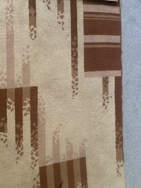 Vintage Art Deco rug gallery