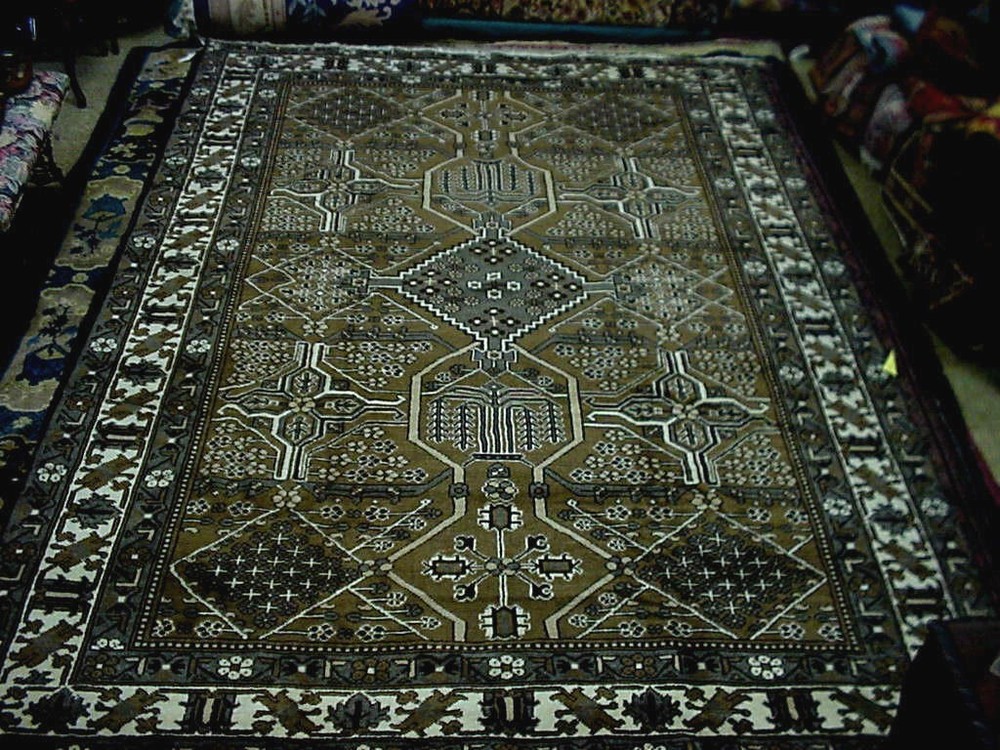 Meshkin .Persian Rug 9 x 12 , Vegetable Die Persian Carpet , Never Been Used