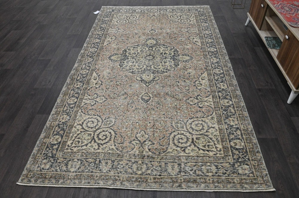 Oushak 5x9,Turkish Rug,vintage,anatolian,PEACH,kilim,Bohemian,handmade,wool
