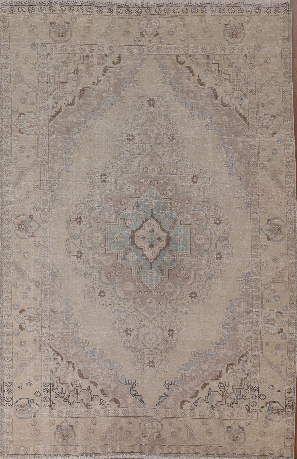 Distressed Muted Traditional Living Room Area Rug 7x9 ft Hand-knotted Wool gallery