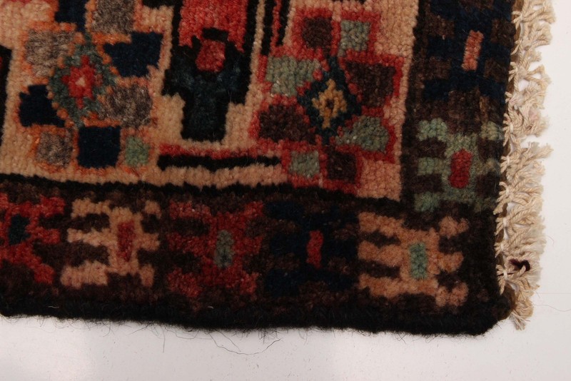 Vintage 3'5" x 8'6" Traditional Hand Knotted Vegetable Dye Wool Area Rug gallery