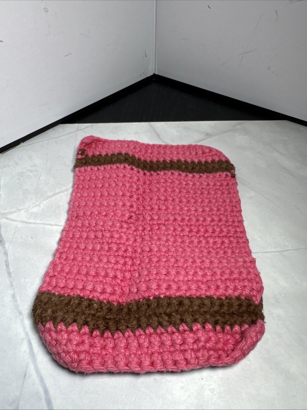 Vintage Handmade Doll House Rug Pink And Trimmed In Brown. 7 Inch X 5 Inch gallery