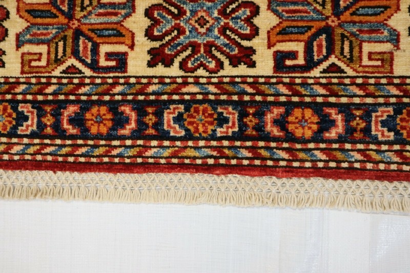4'10 x 6'6 ft Super Kazak hand knotted vegetable dye oriental rug gallery