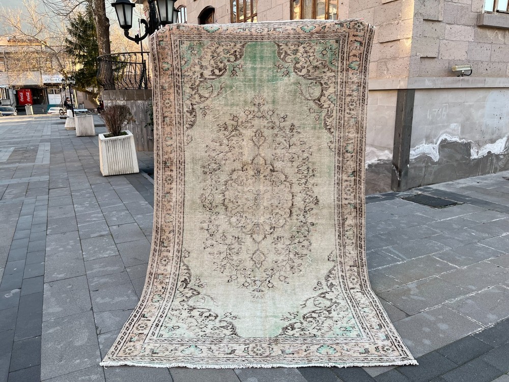 5.4x9.3 ft Vintage Turkish Oushak Rug Mint Green Medallion Hand-Knotted Wool