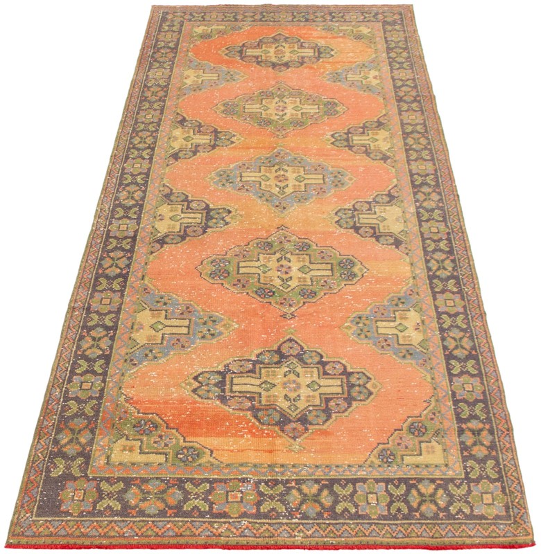 Vintage 4'3" x 11'6" Traditional Hand Knotted Vegetable Dye Wool Area Rug gallery