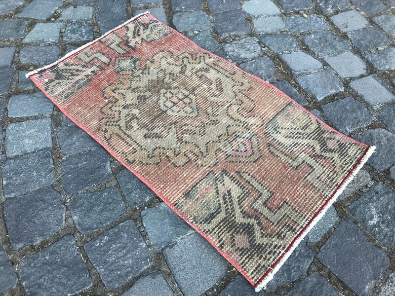 Bath Mat Rug, Oushak Kilim Rug, Turkish Vintage Rug, Home Decor Rug 1,3 x 2,3 ft gallery