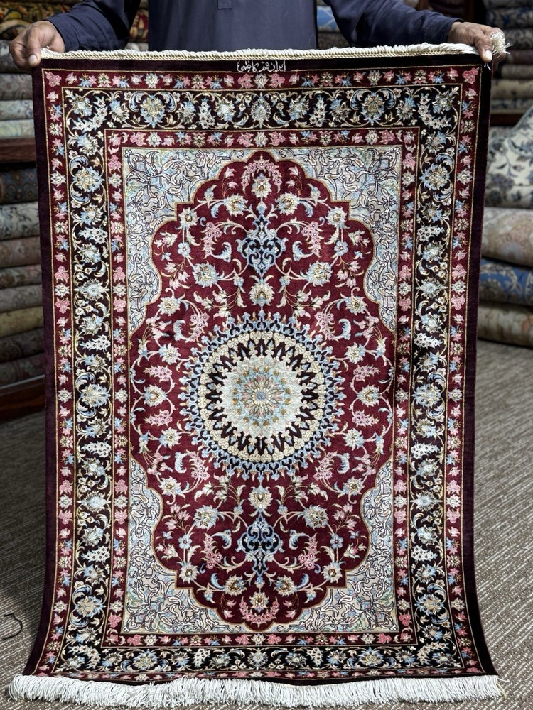 3x4 Ft 100% Mulberry Silk Handmade Rug 24x24 (576 KPSI) Signed Fine Art Carpet
