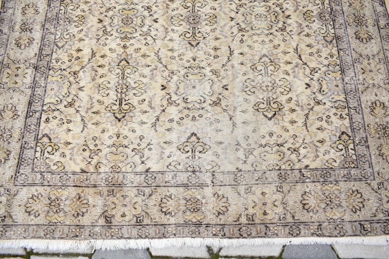 Turkish Rug 66'' x 105''Vintage Muted Dye Oushak Rug Hand-knotted Low Pile Rug gallery