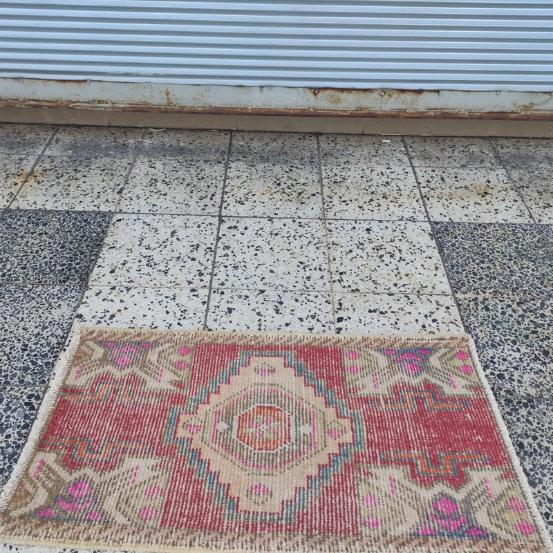 Cherry motif 2x3 Turkish Vintage Small Rug 49 x 92 cm Bath Mat 1.61 x 3.02 ft gallery