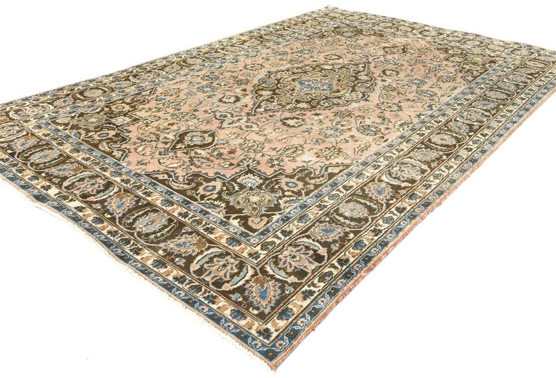 Hand-Knotted Muted Floral Semi-Antique Oriental Rug Traditional Design 6X9'5 ft gallery