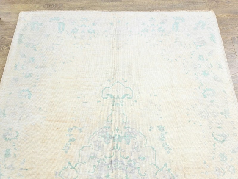 Muted Elegant Oushak Floral Rug,Vintage Turkish Area Rug,Bedroom Rug,5.2x7.10 ft gallery