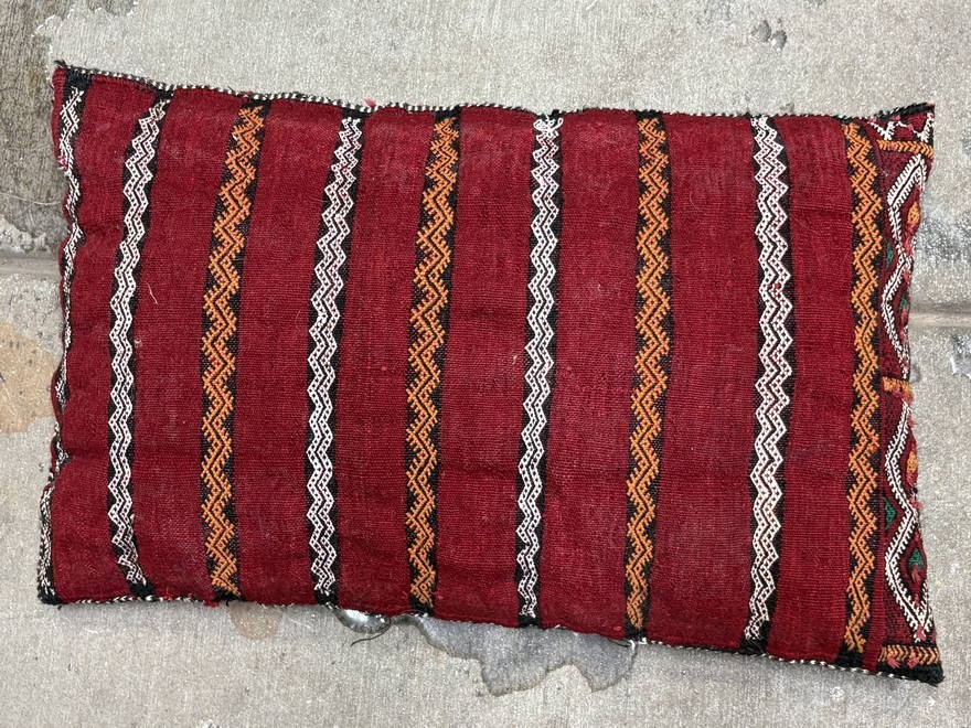 VINTAGE HANDCRAFTED KILIM MOROCCAN TRIBAL LUMBAR PILLOW EXCELLENT CONDITION gallery