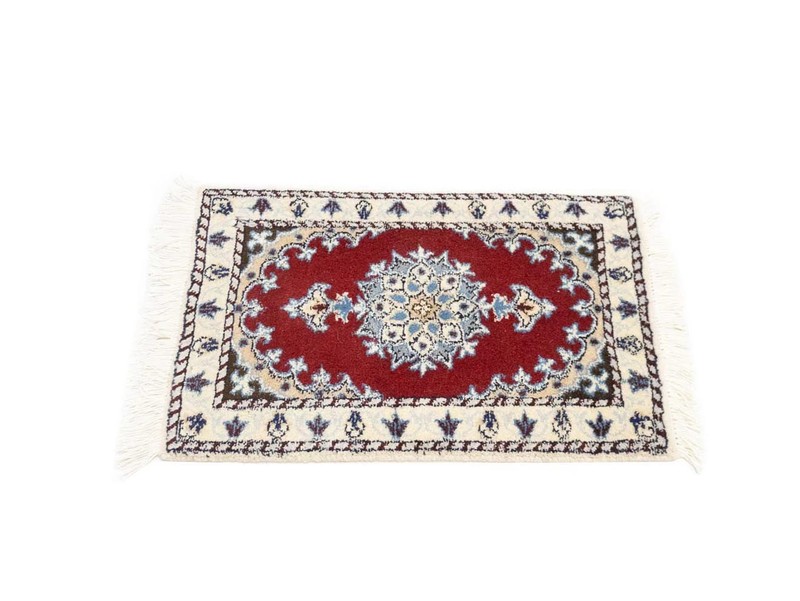 Hand-Knotted Small Indo-Nain 1X2 Wool Oriental Rug Floral Design Carpet gallery