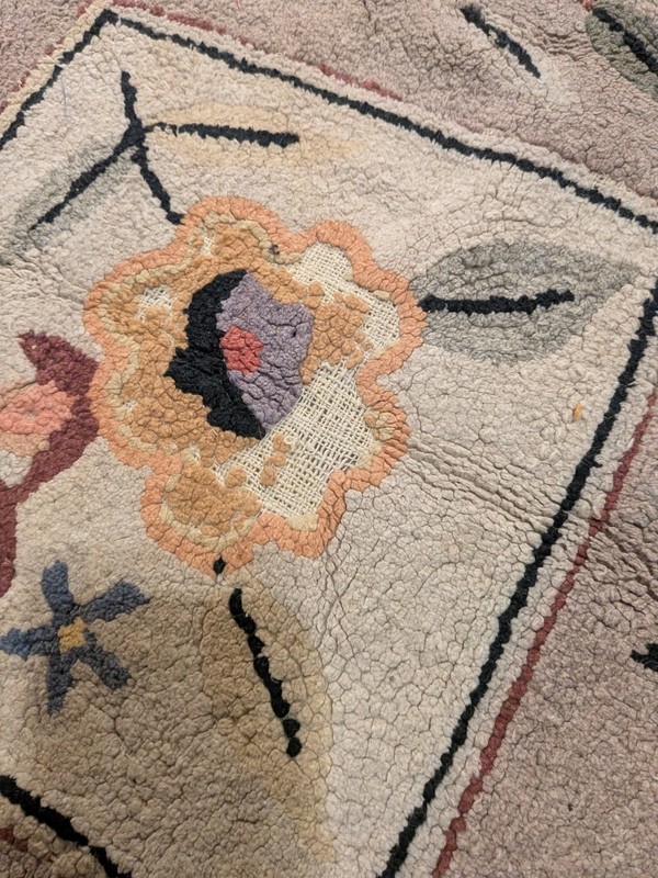 1920's American made hand hooked wool pictorial rug gallery