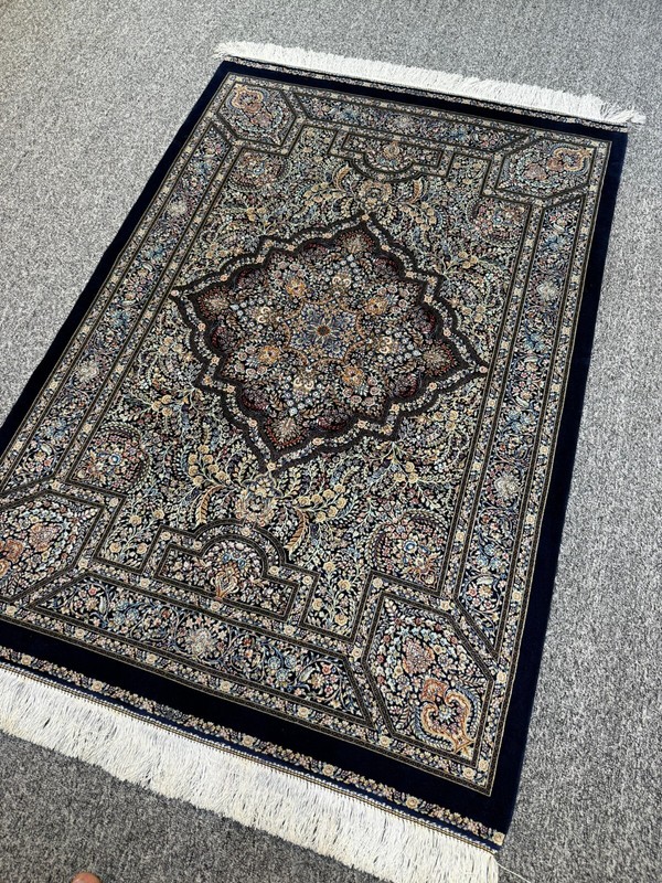 Silk 3 x 5 feet Midnight Sapphire Black Medallion Design Area Rug Carpet gallery