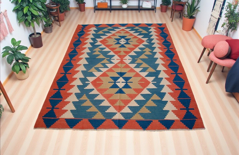 Vintage Oushak Rug Kilim Flat Weave Turkish Rug Natural Wool Rug - 4x6 ft Approx gallery