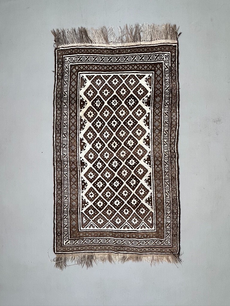 Vintage Luri Rug 245x138 cm medium, shabby chic Beige 2464 gallery