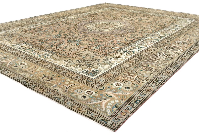 One-of-a-Kind Distressed Vintage Oriental Rug 10X13 ft Floral Medallion Carpet gallery
