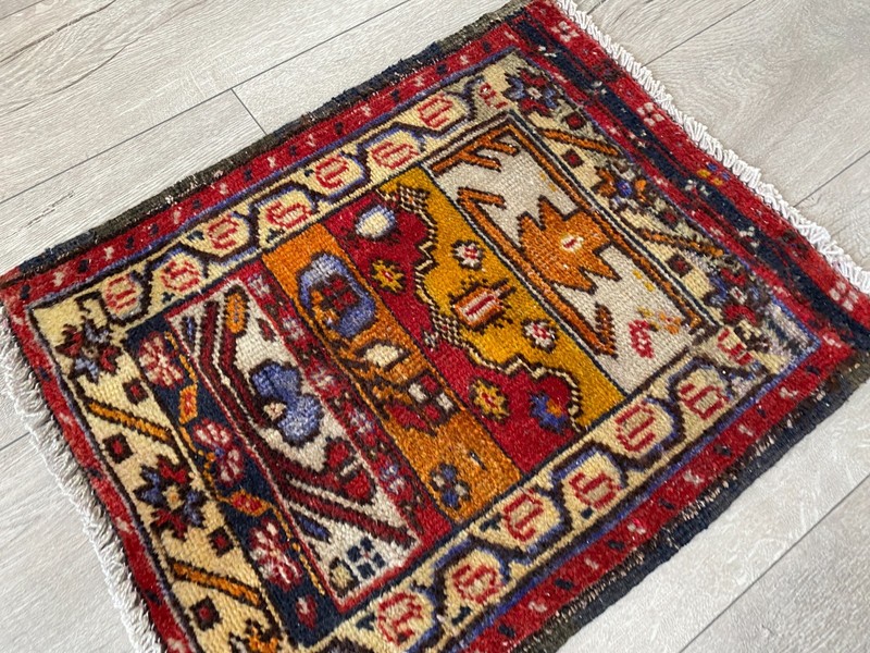 Square rug, Colorful rug, Vintage mini rug, Turkish rug, Small rug, 1.5x1.8 ft gallery