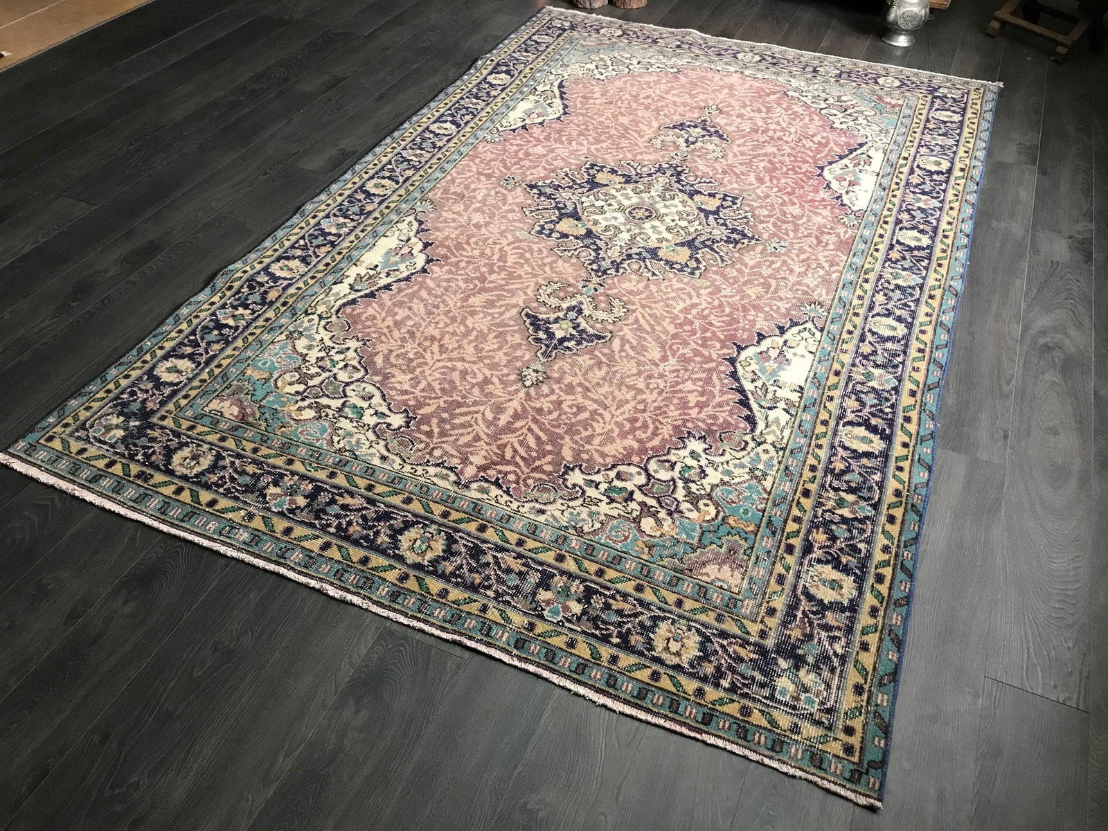 5.8x9 Large Vintage Turkish Anatolian Wool Rug gallery