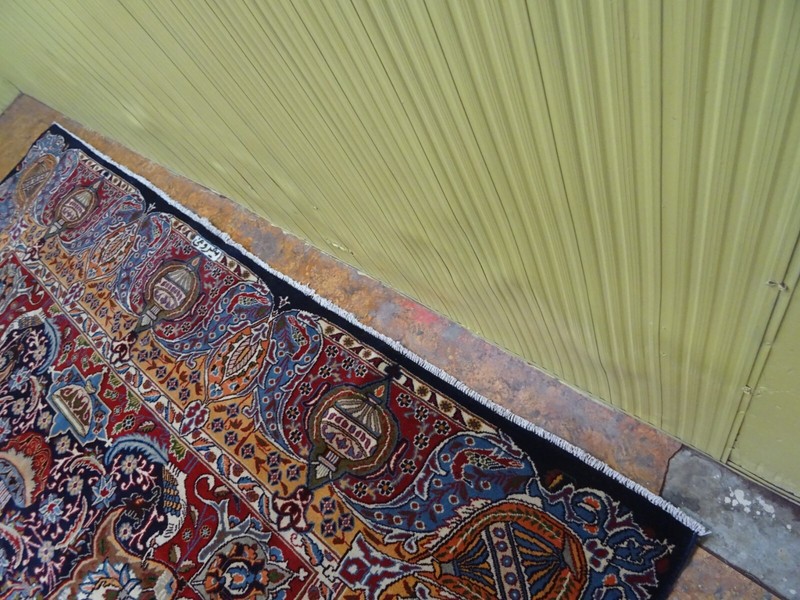 Exquisite 1950's Authentic Vintage Mint Hand Made Knotted Rug 9'.6" x 12'10" gallery