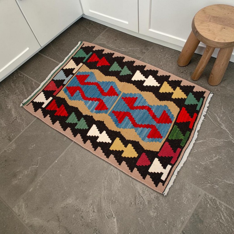 Handmade Kilim Rug Turkish Rug Small Rug Organic Wool DoorMat 2'4" x 3'4" gallery