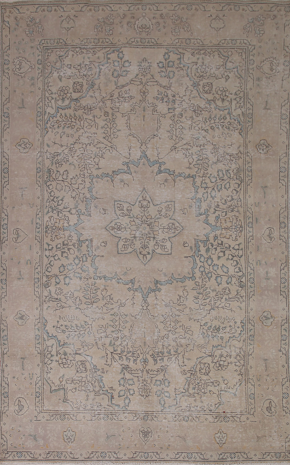Distressed Muted Area Rug 6x9 Ft Hand-Knotted Beige Wool Carpet Medallion Rug gallery