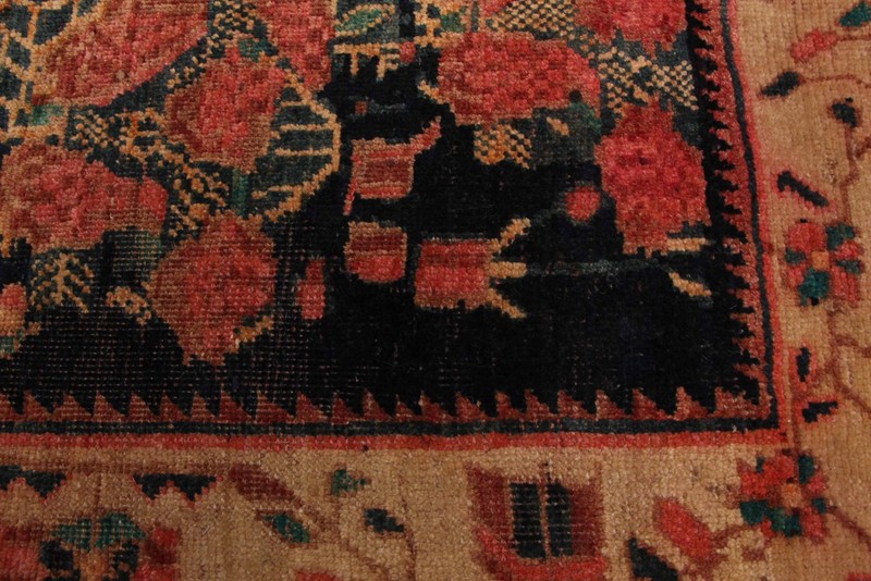 Vintage 3'5" x 4'5" Traditional Hand Knotted Vegetable Dye Wool Area Rug gallery