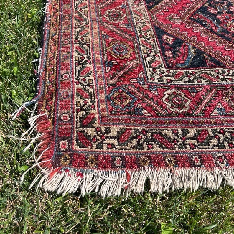 Authentic Vintage Hand-Knotted Wool Medallion Accent Area Rug 45” x 78” gallery