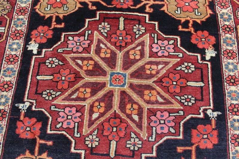 OLD HANDMADE PERSIAN HERIZ WOOL RUNNER, DATED TO THE FIELD 1321(1940) gallery