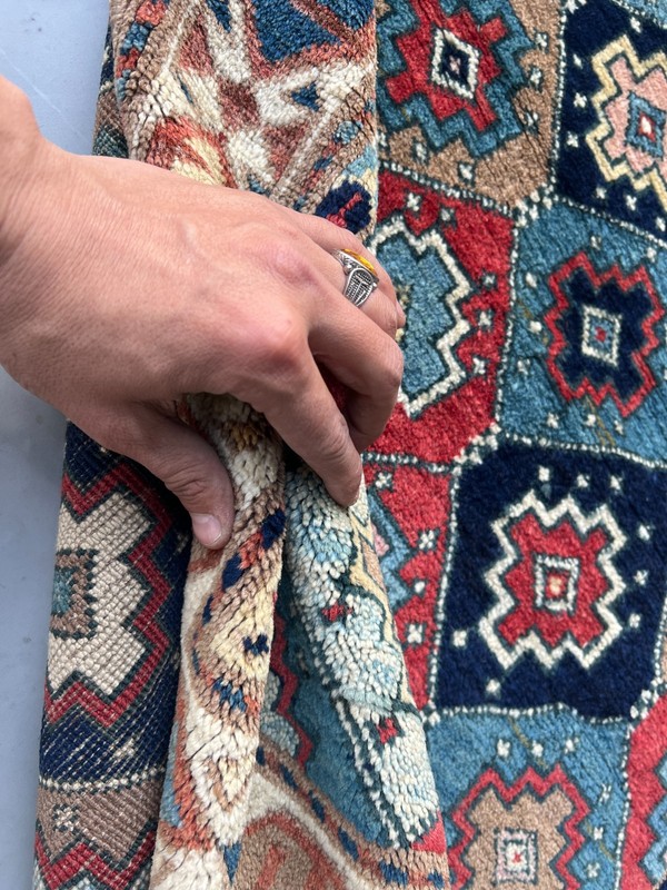 COLLECTORS' ITEM Antique Stunning Caucasus Daghistan Group Shirvan Carpet gallery
