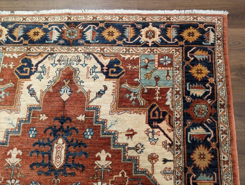 Turkish Heriz Serapi Rug 6x9, Geometric Medallion, Terracotta and Navy Blue gallery