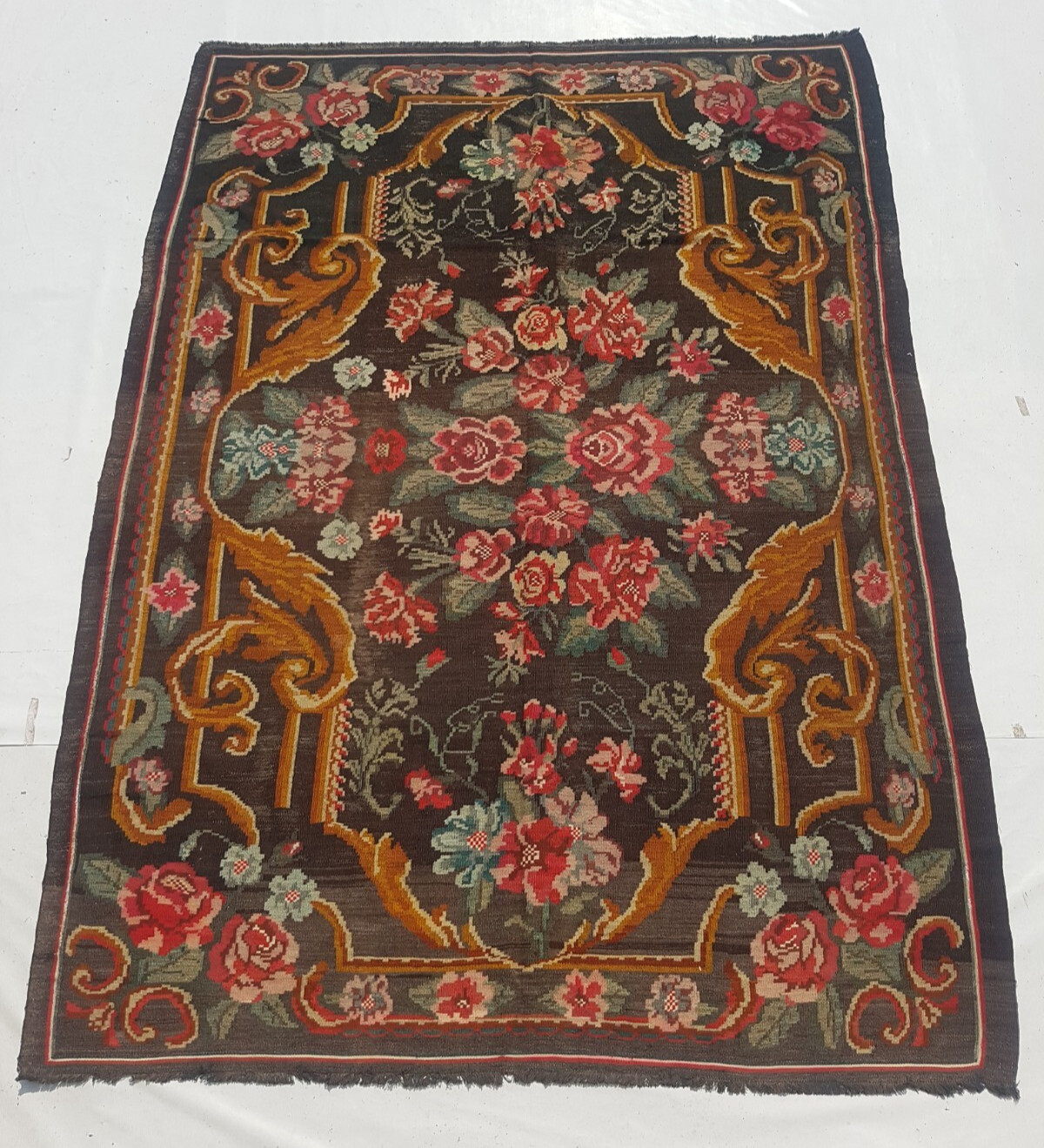 Antique Traditional Handcrafted Bessarabian Kilim Rug for Home Décor 273x201 cm gallery