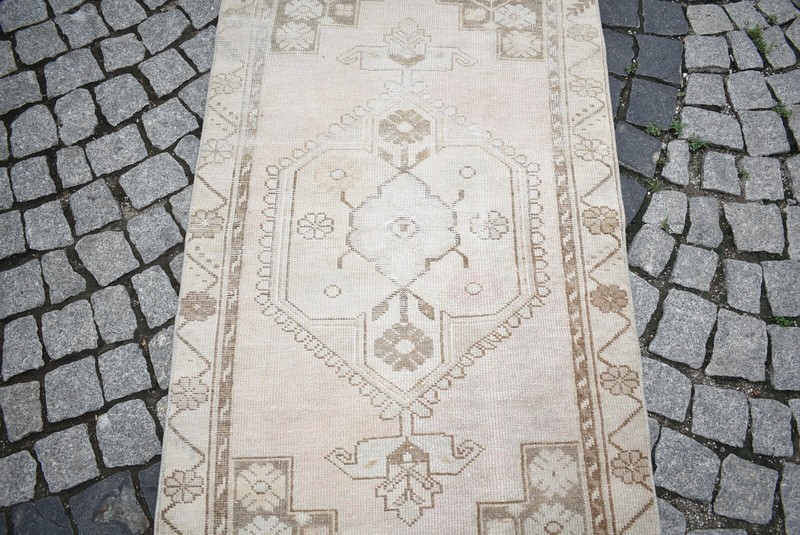 Turkish Rug 32'' x 64'' Vintage Anatolian Muted Dye Oushak Rug Hand Knotted Rug gallery