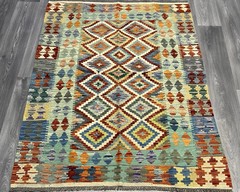 Vintage Kilim Traditional Hand Made Oriental Wool Kilim 5ft10inx3ft 177cmx129cm